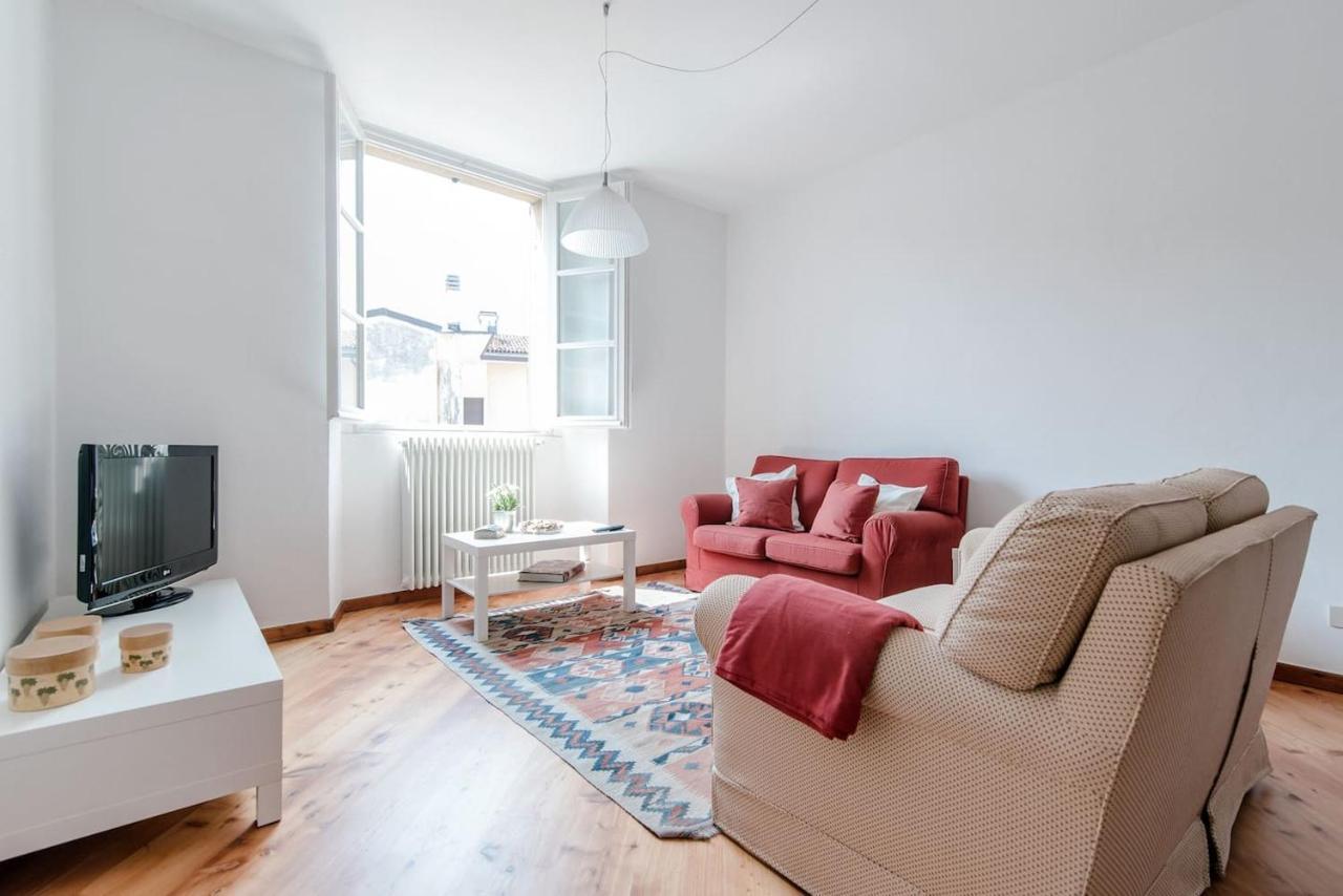In-Town Como Appartement Buitenkant foto
